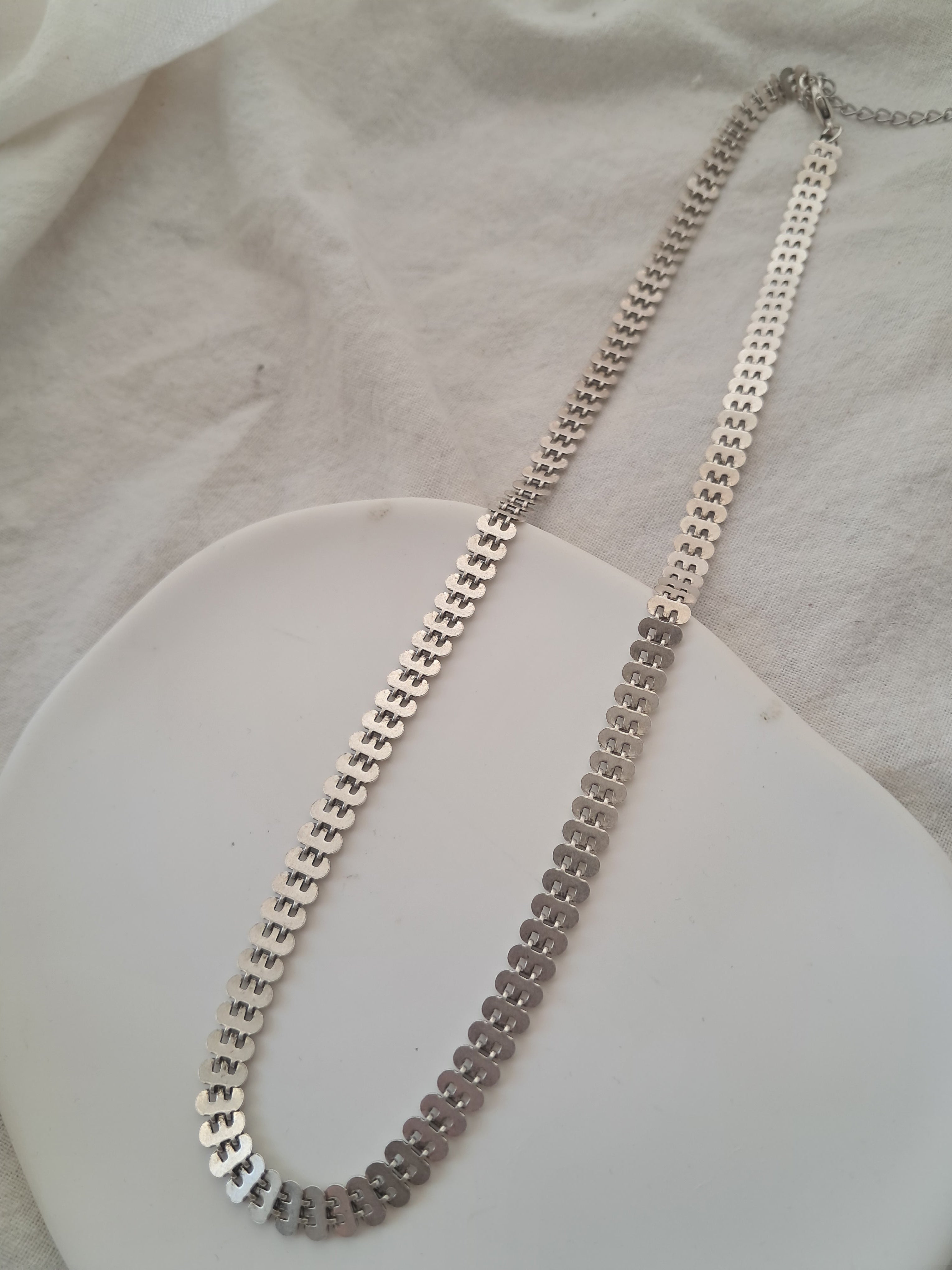 Αλυσίδα Ήβη