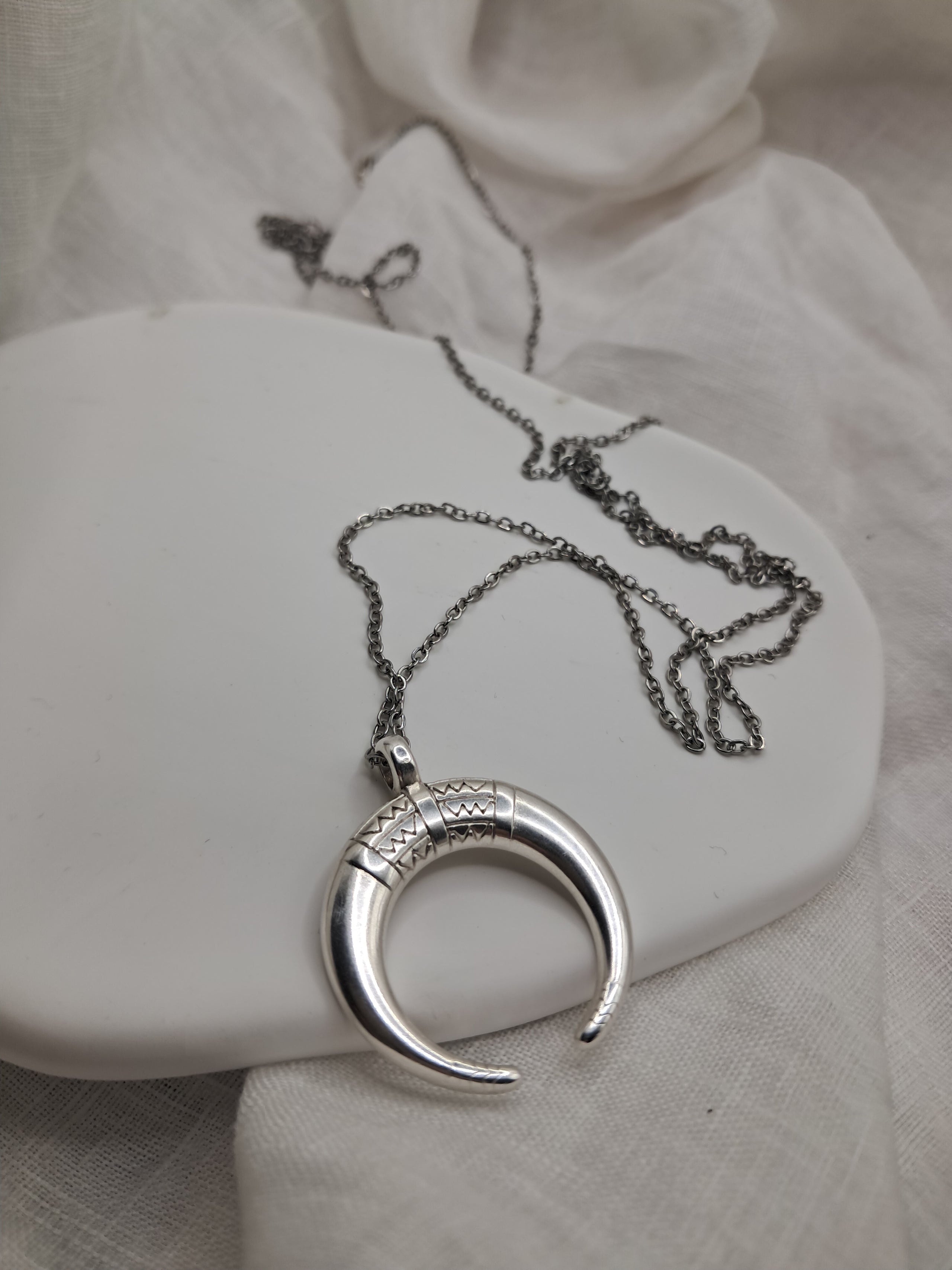 Horn Necklace