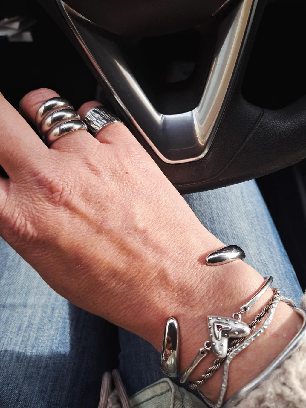Amadou Flow Cuff