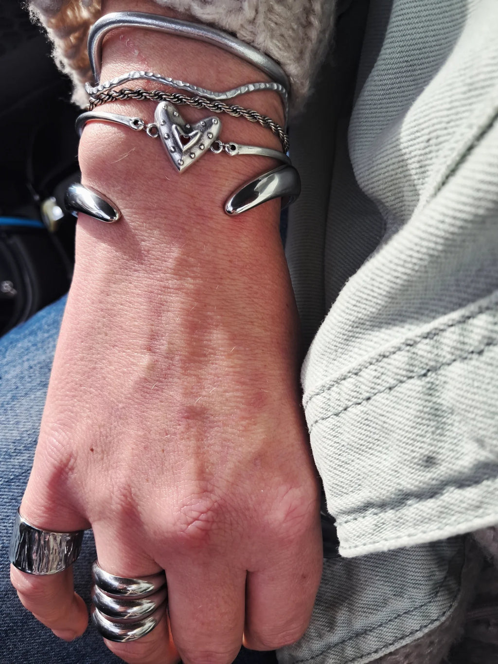 Amadou Flow Cuff