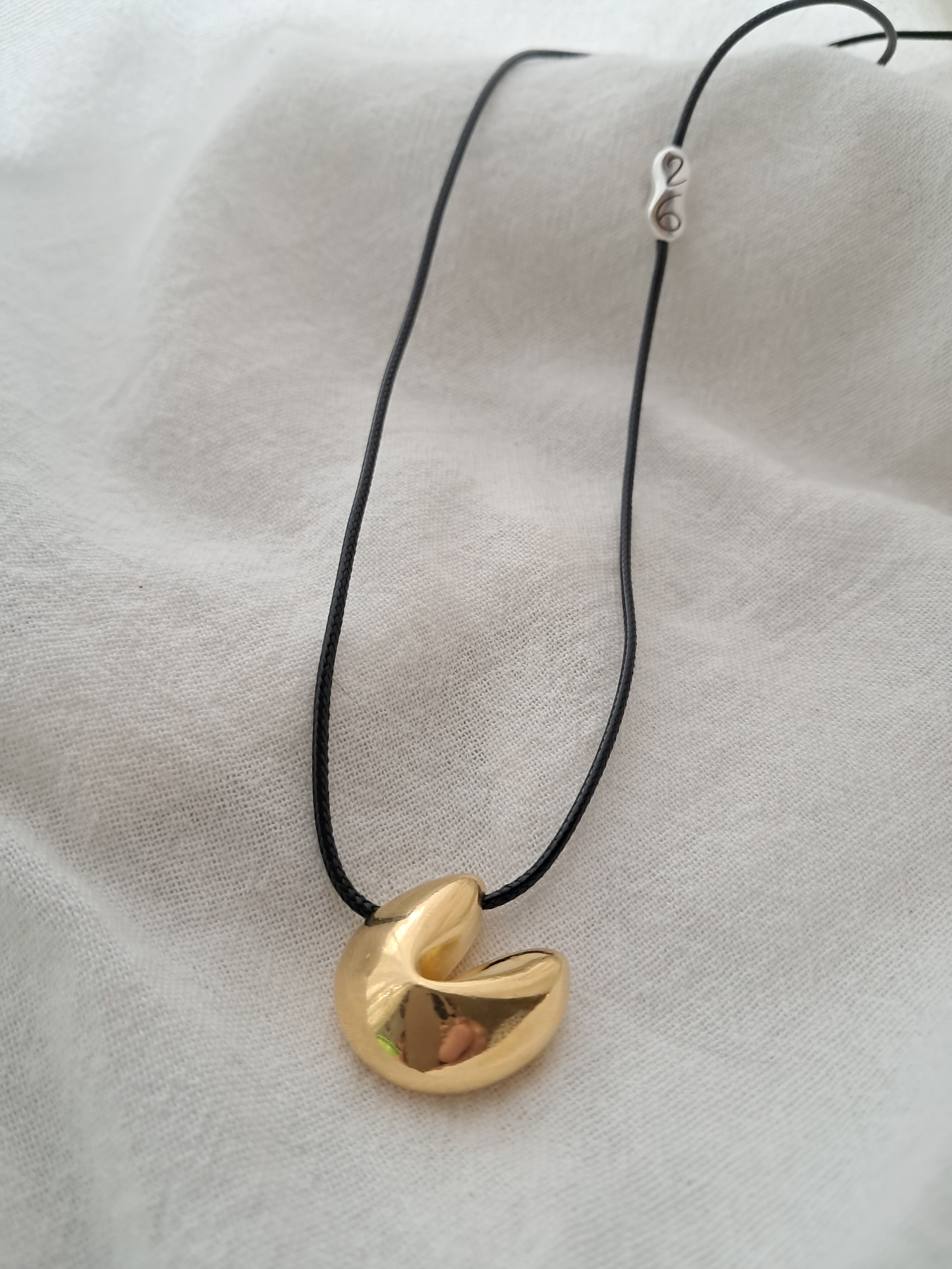 Γουρια Κολιέ 2026