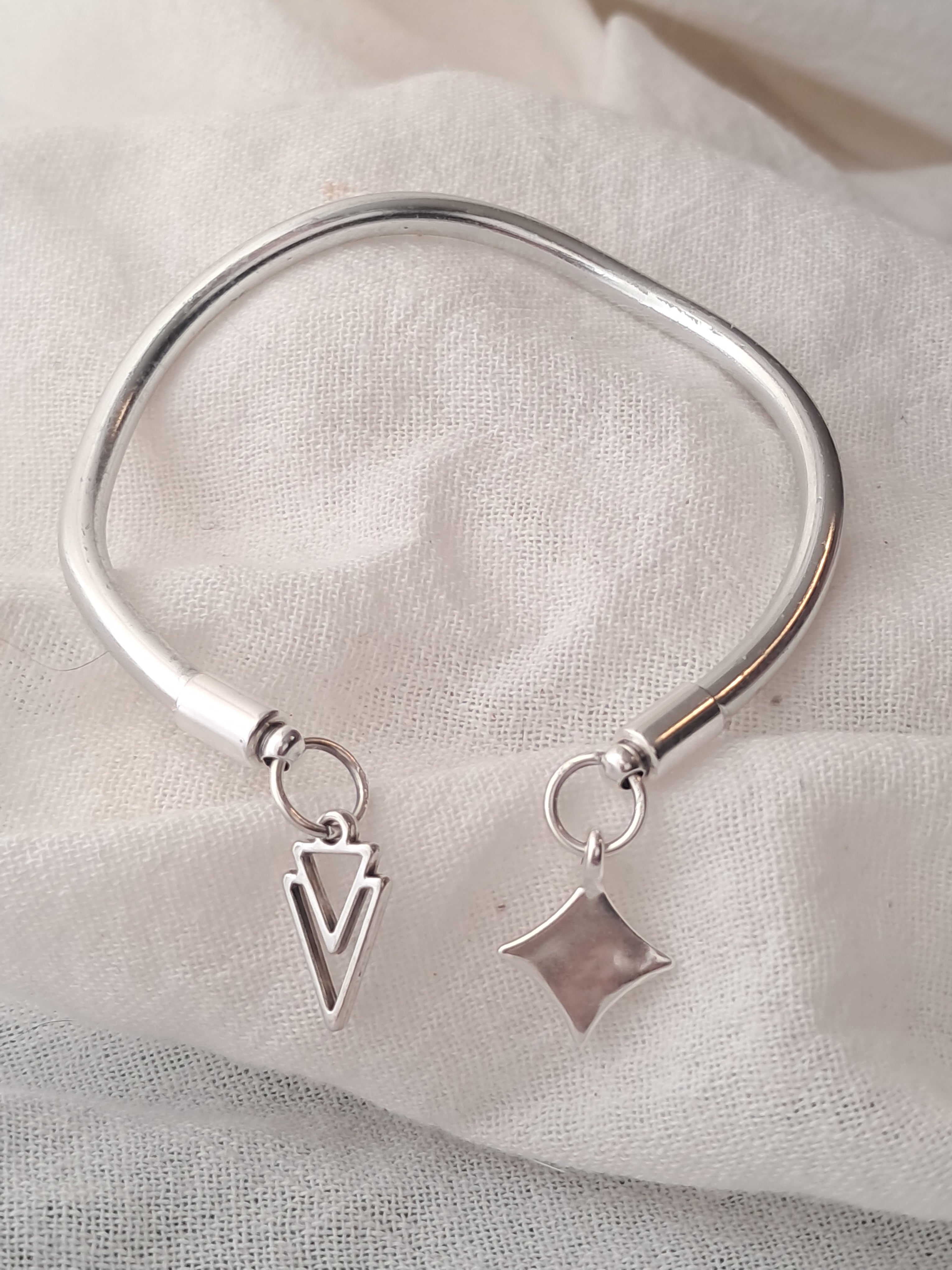 Χειροπεδα Βελος